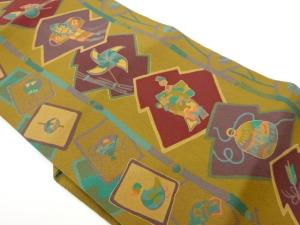 縮緬地松皮菱に玩具模様名古屋帯